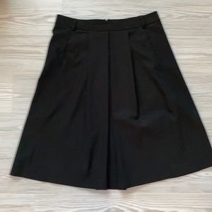 Theory A line black skirt